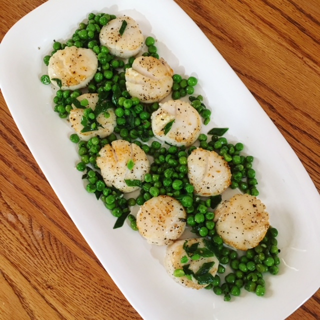 Scallops with Peas and Green Onions