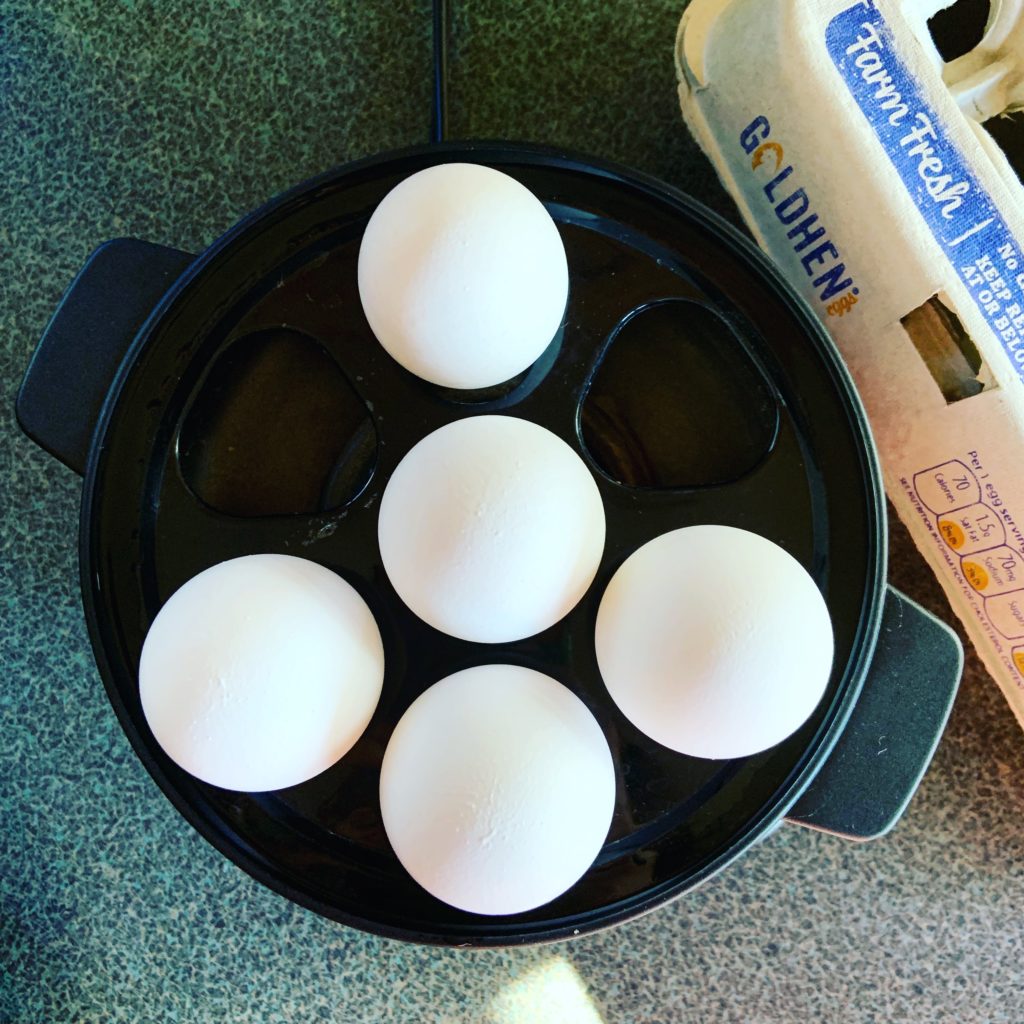 Hardboiling Eggs with Hamilton Egg Cooker
