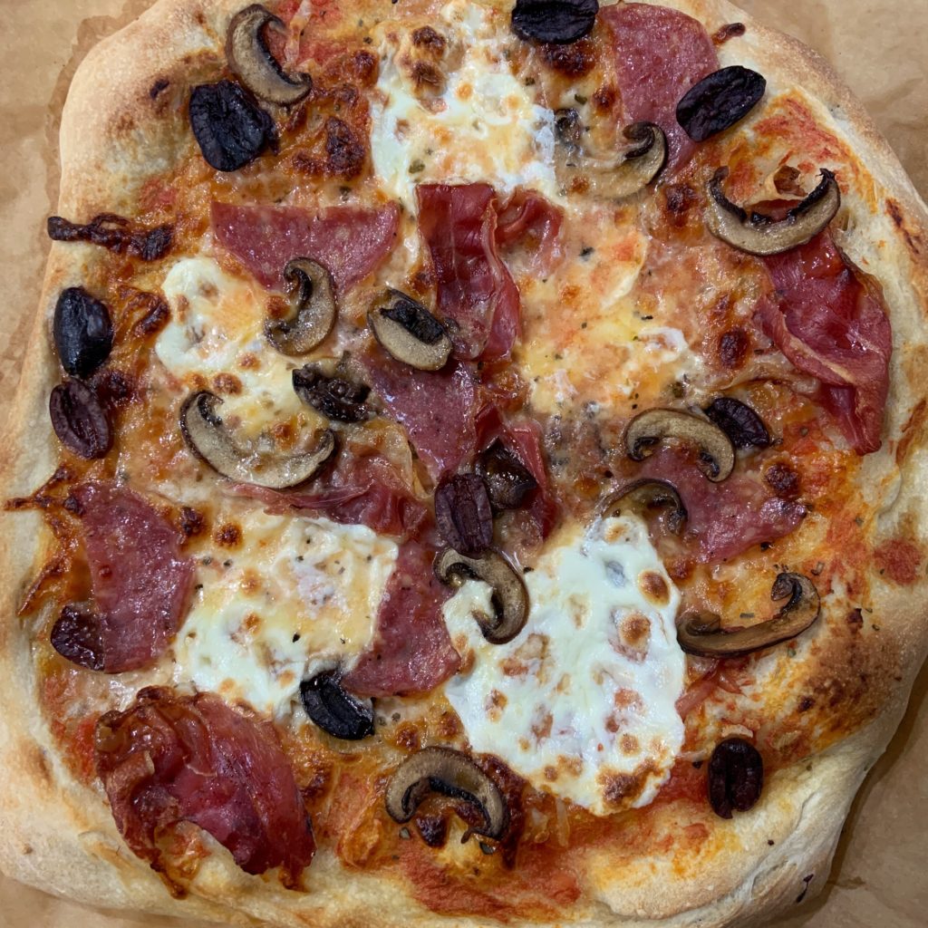Pizza capricciosa baked
