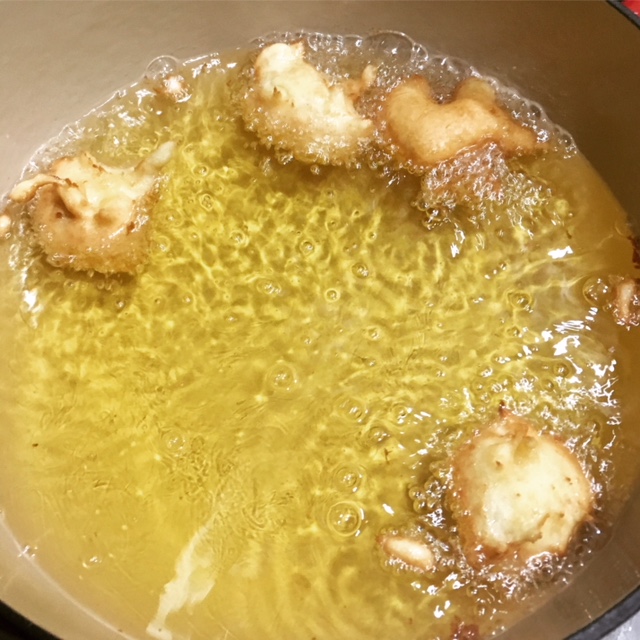 Banana Fritters Frying