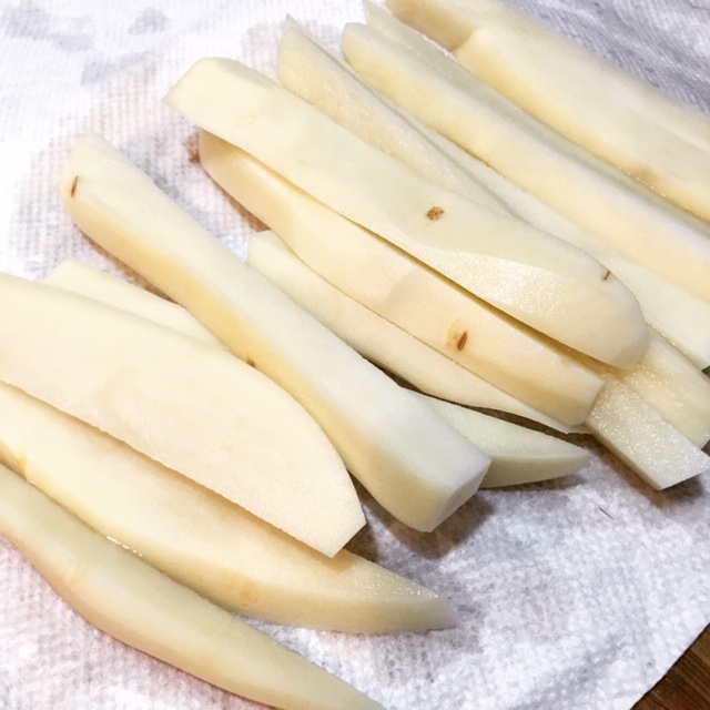 Potatoes Hand Cut for Fries