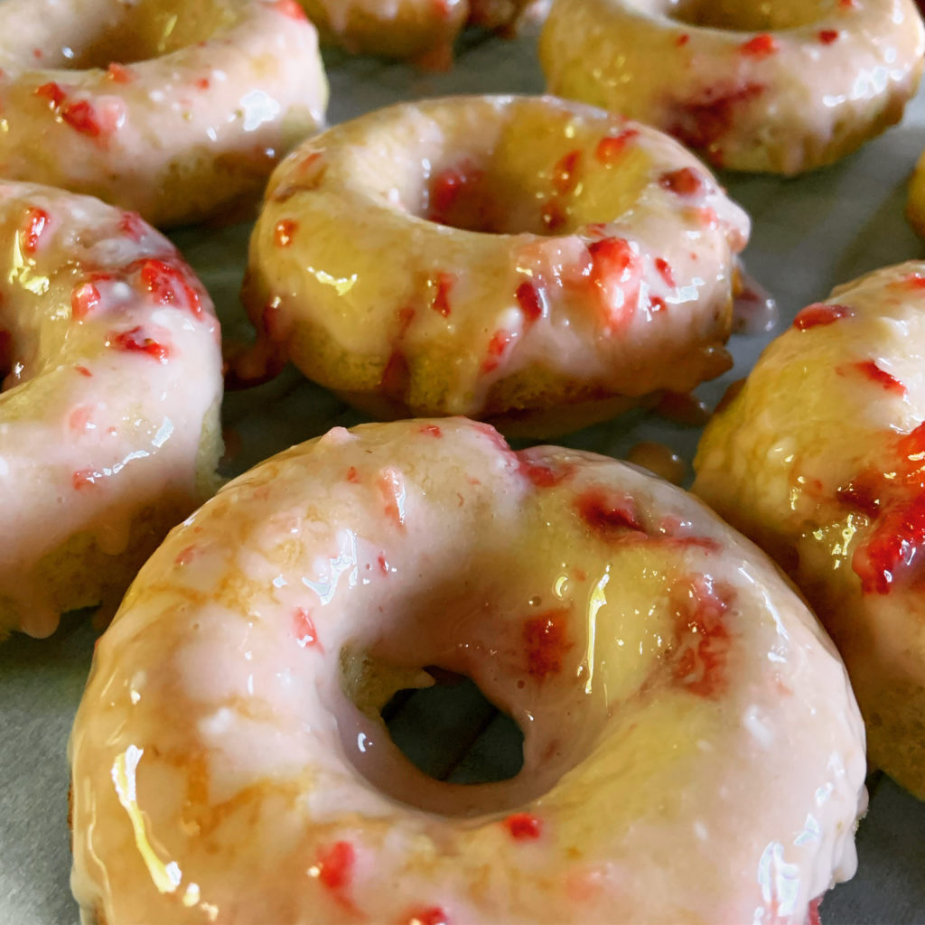 Baked Strawberry Donuts with Glaze