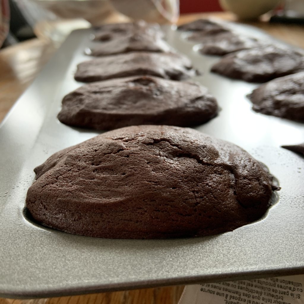 Chocolate madeleines